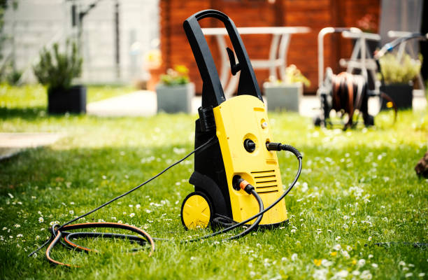 Best Animal Enclosure Cleaning  in Yardville, NJ